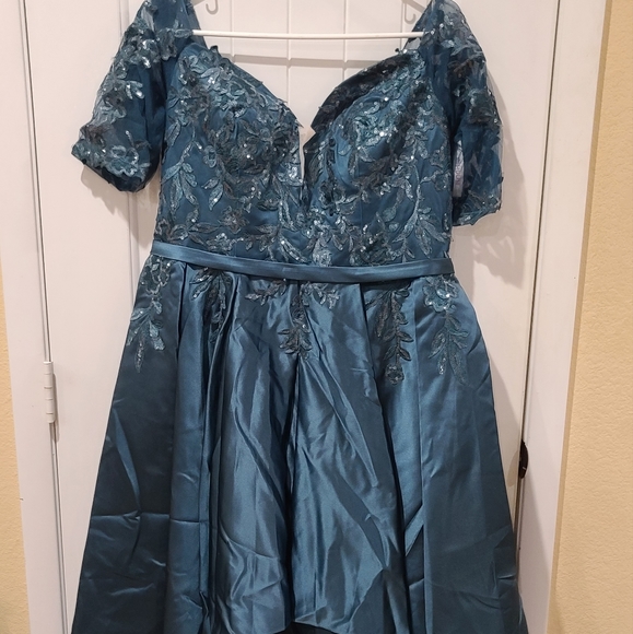 JJs House Dresses Jjs House Teil Blue Bridesmaid Dress Plus Size 6 Needs Dry Cleaned Nwt